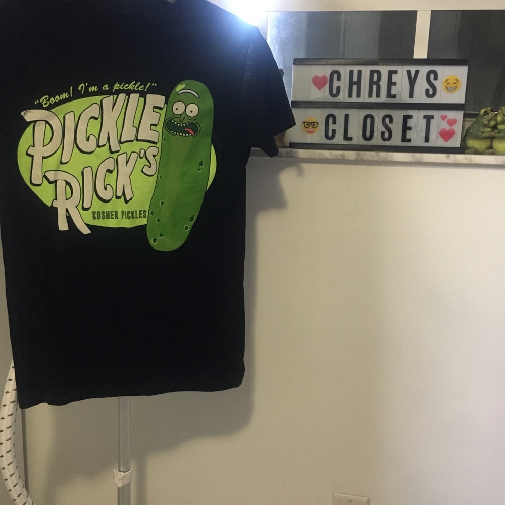 Rick and Morty Pickle Rick t shirt s XS